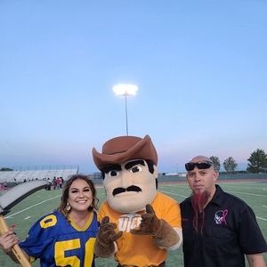 Meet your Posher, Isela jason